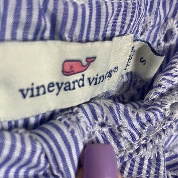 Vineyard Vines Eyelet Lace Shorts - Picture 5 of 6